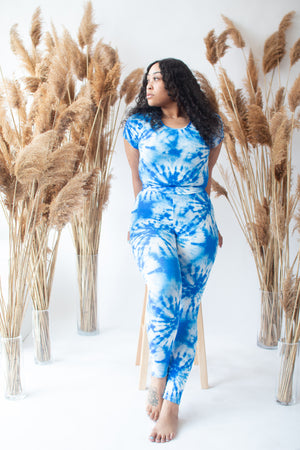 The "Tie- Dye N Chill (Blue)